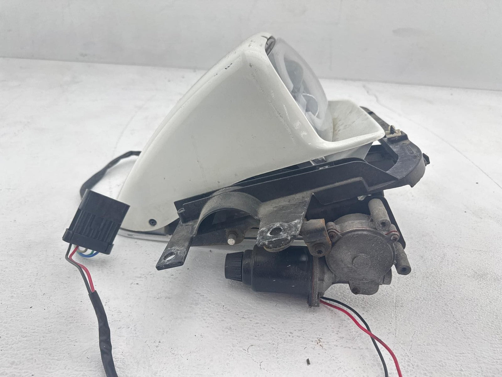 1984-1996 Chevrolet Corvette Front Left Headlight Assembly OEM