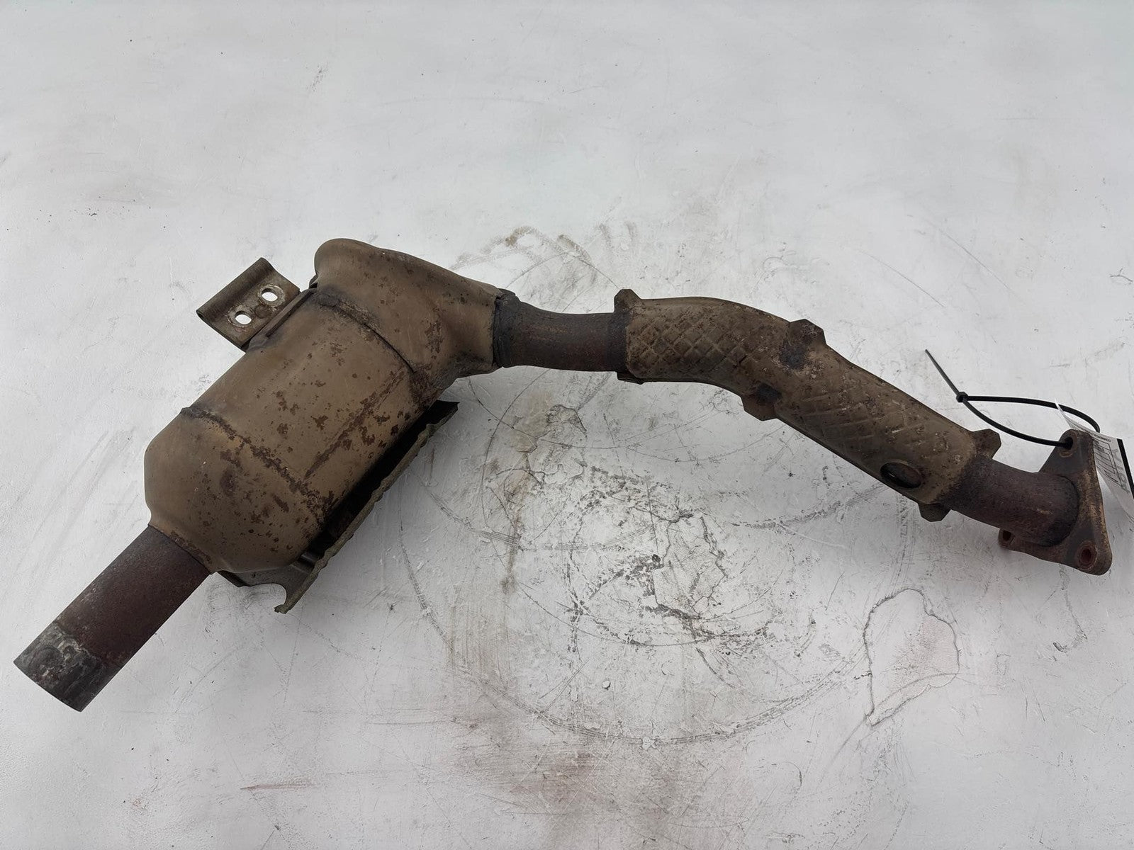 2000 - 2004 Porsche Boxster Left Side Exhaust Catalytic Converter OEM