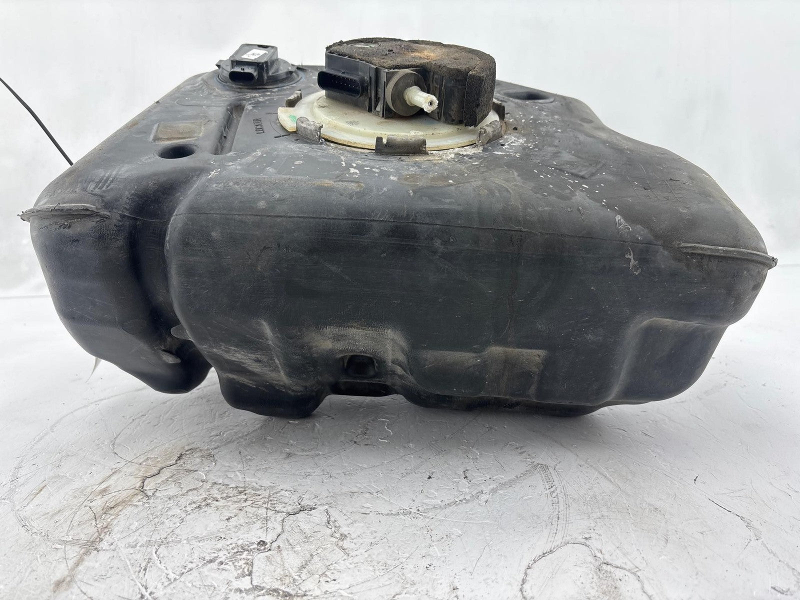16-23 DODGE RAM PICKUP 3500 6.7L Cummins Tank-Diesel Exhaust Fluid OEM