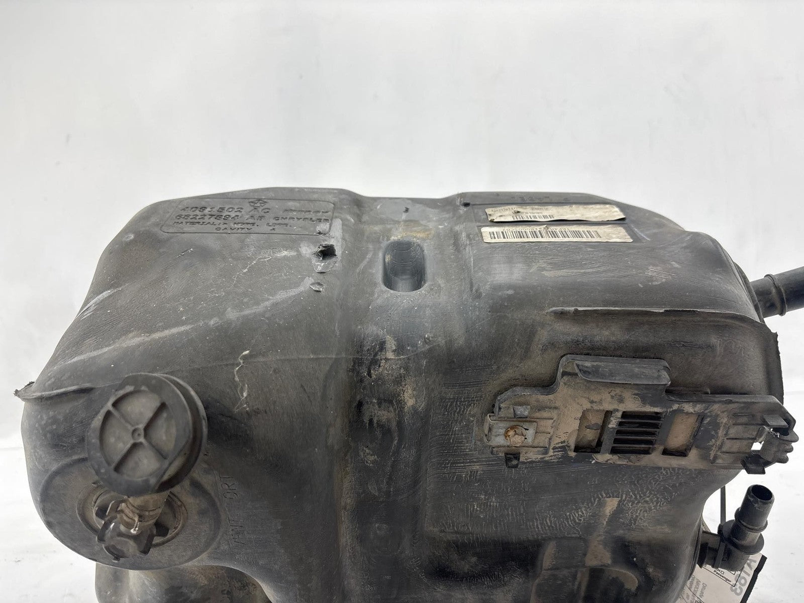16-23 DODGE RAM PICKUP 3500 6.7L Cummins Tank-Diesel Exhaust Fluid OEM