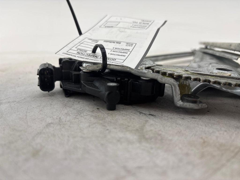 19-23 HONDA PASSPORT FRONT LEFT DOOR WINDOW REGULATOR & MOTOR OEM WR15-026