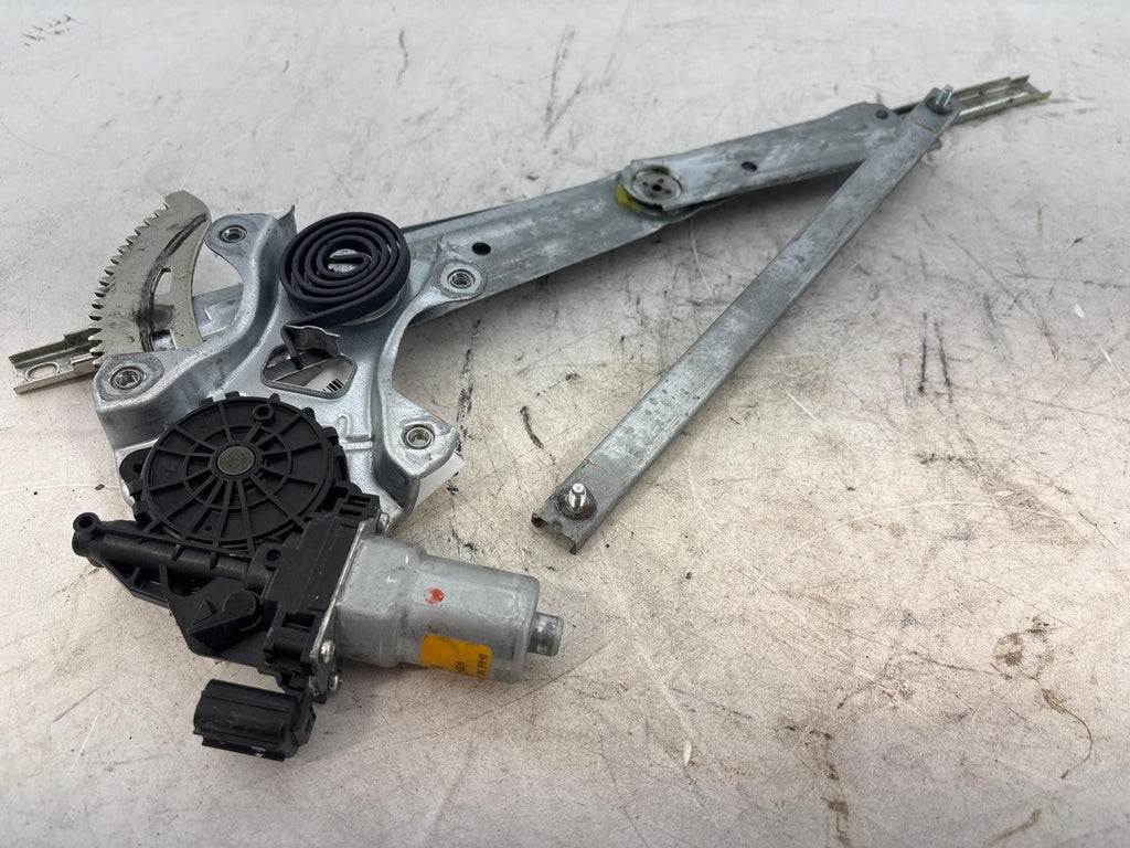 19-23 HONDA PASSPORT FRONT LEFT DOOR WINDOW REGULATOR & MOTOR OEM WR15-026