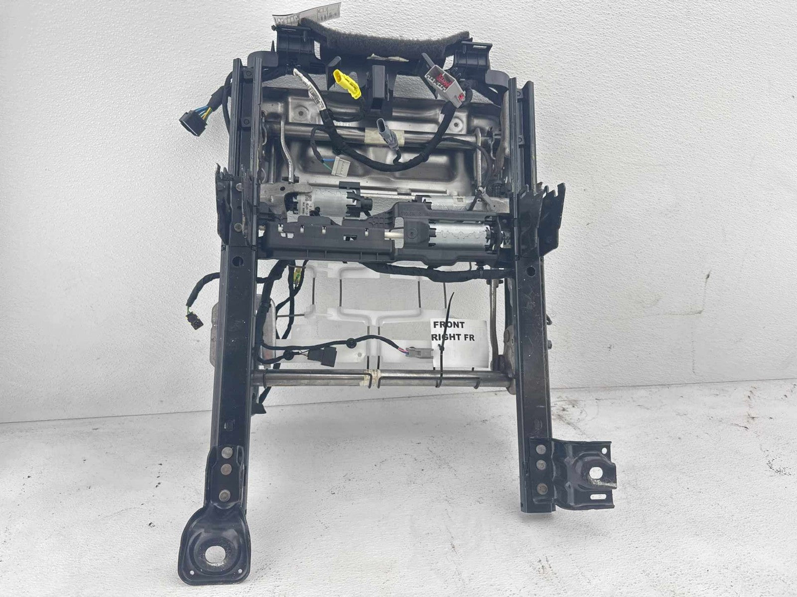 09-17 GMC ACADIA SLT Front RH Seat Lower Track Frame w/ Motors OEM