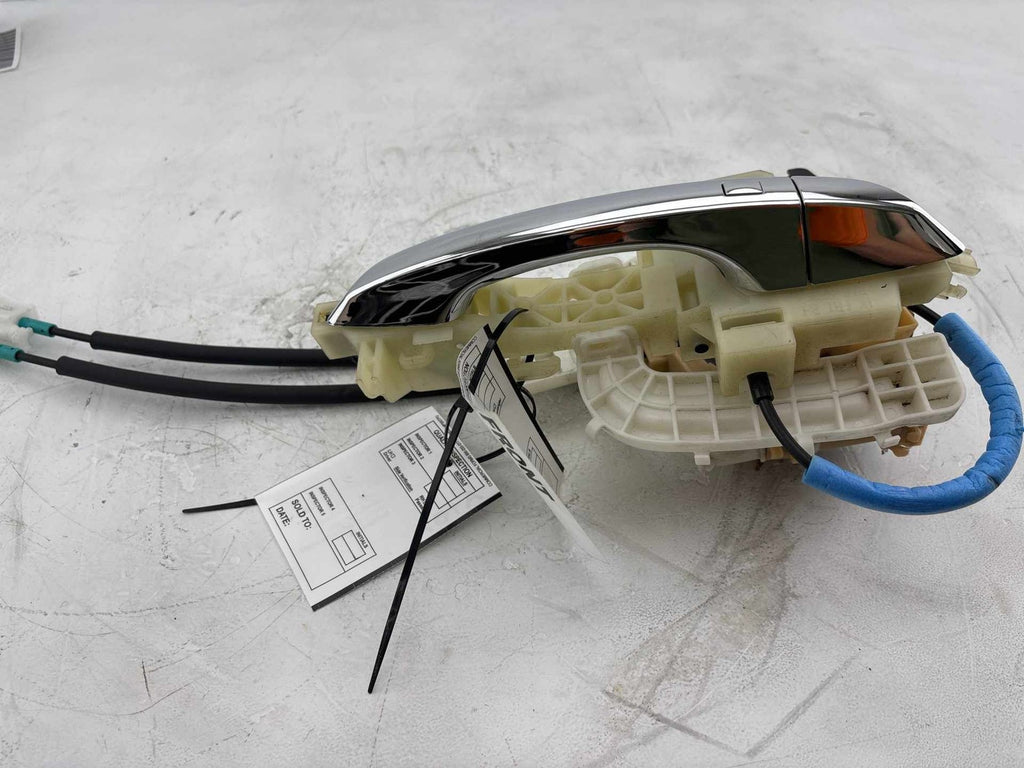 19-21 Genesis G70 Front Right Door Handle w/ Lock Latch Actuator OEM
