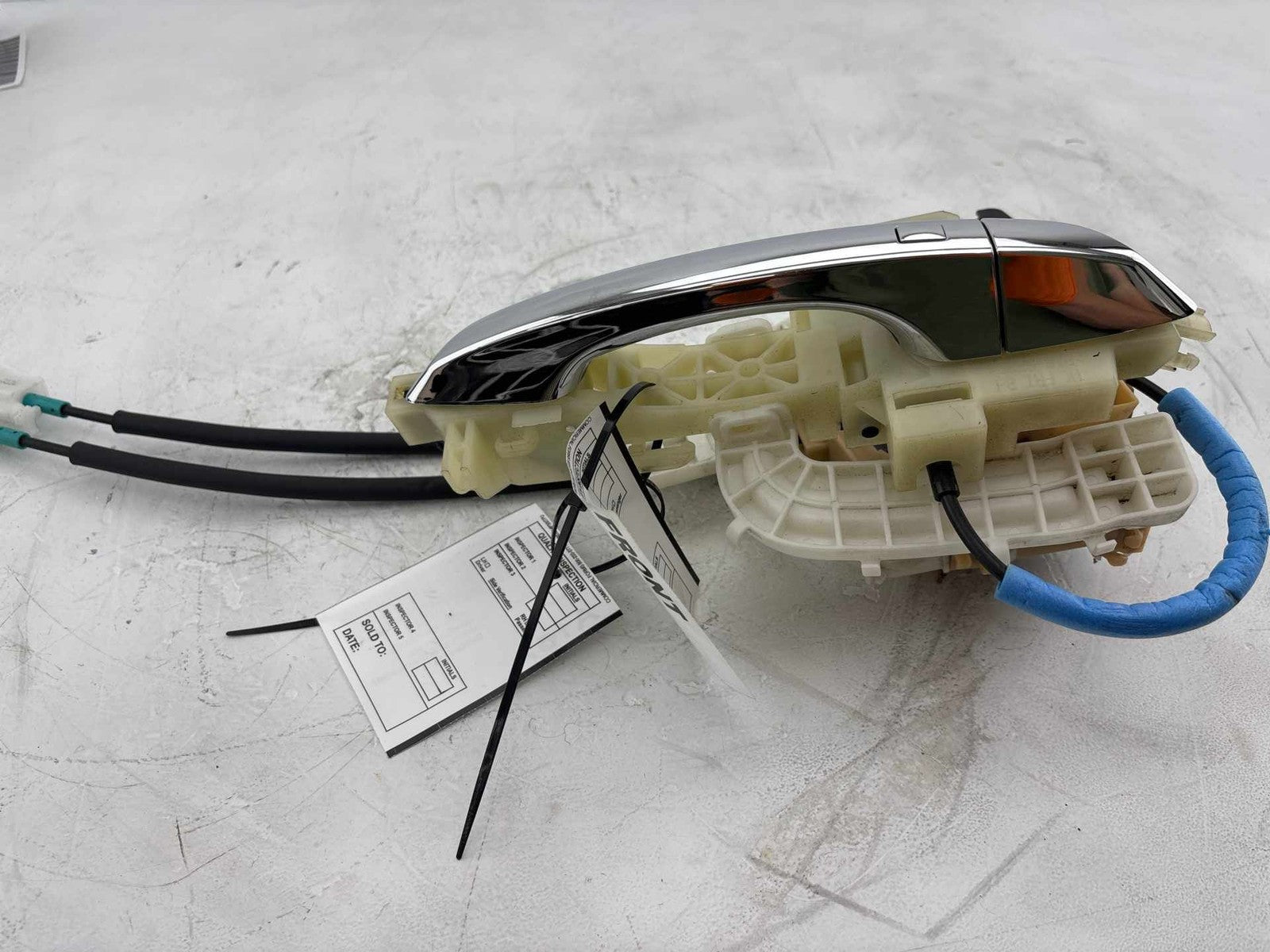 19-21 Genesis G70 Front Right Door Handle w/ Lock Latch Actuator OEM