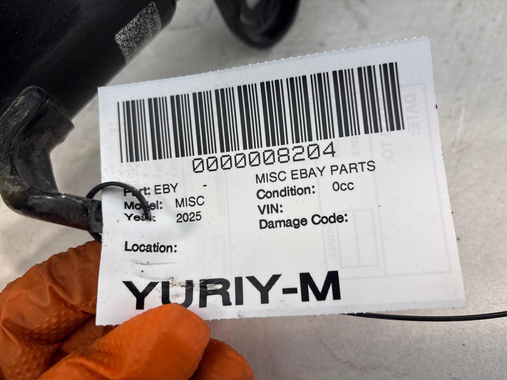 18-23 SUBARU XV CROSSTREK FRONT LEFT DRIVER SIDE SHOCK STRUT ABSORBER OEM