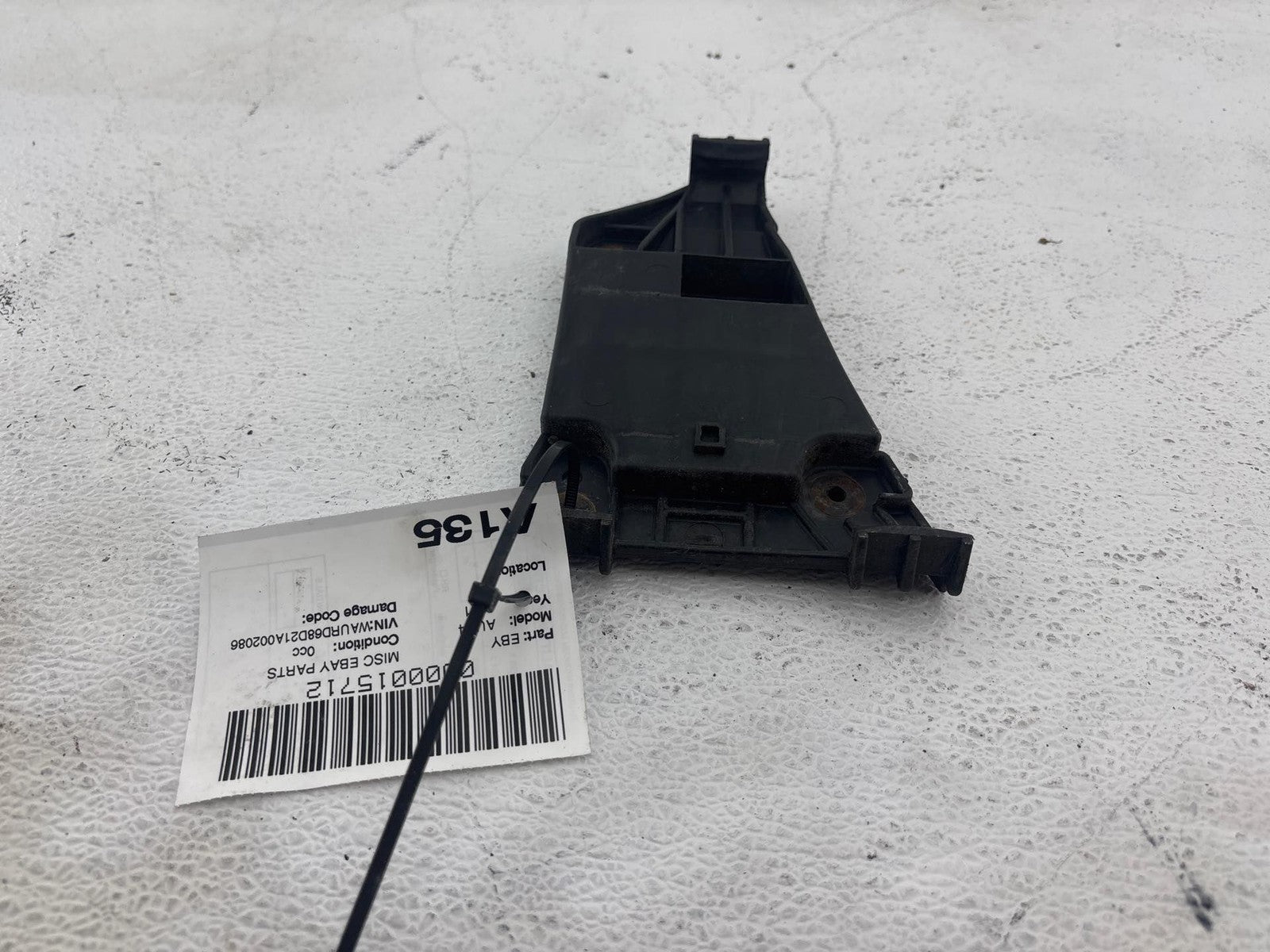1994-2001 Audi S4 A4 Front Right Bumper Guide 8D0 807 284 OEM