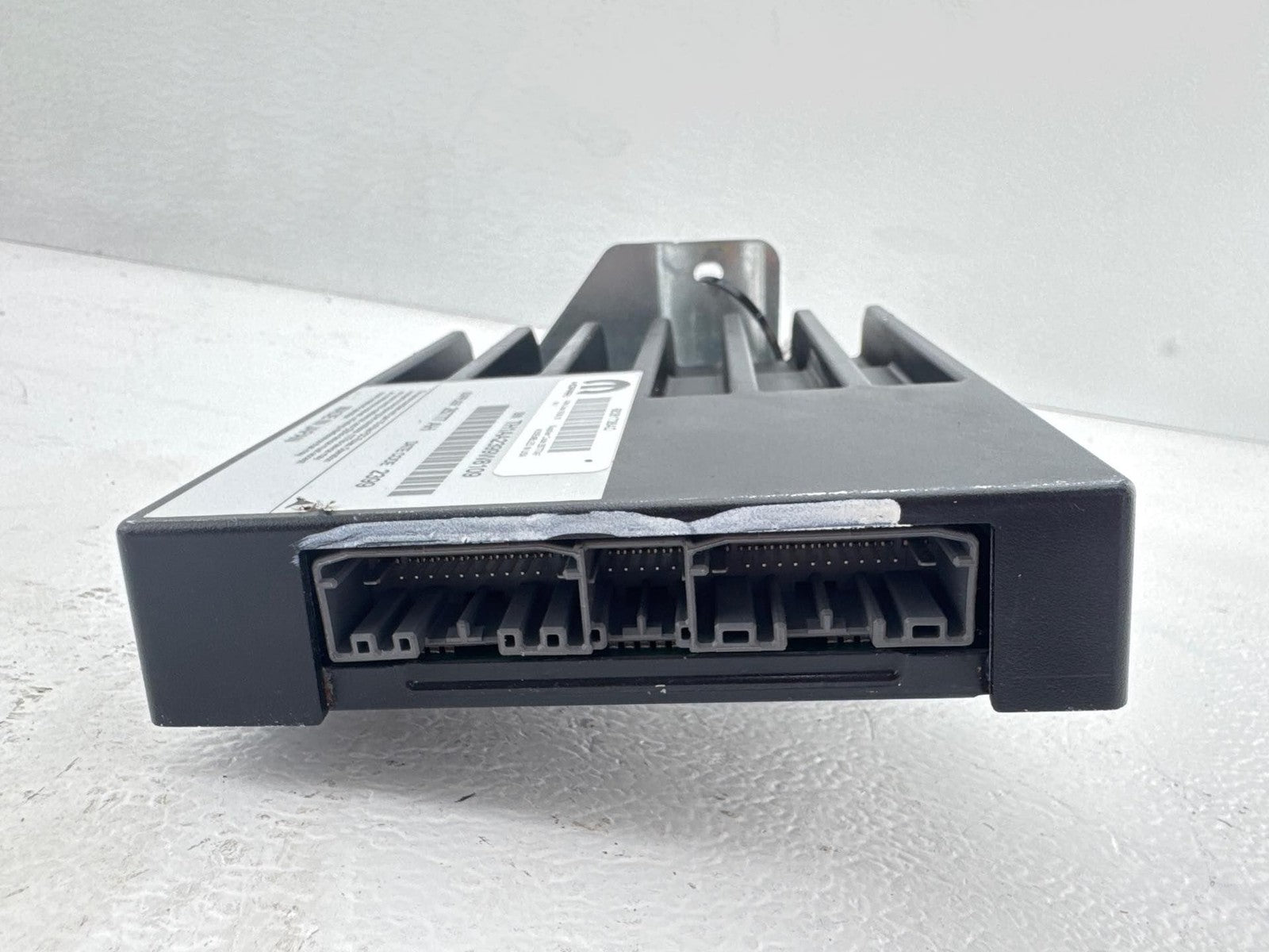 19-20 Dodge Ram 2500 3500 Radio Amplifier OEM