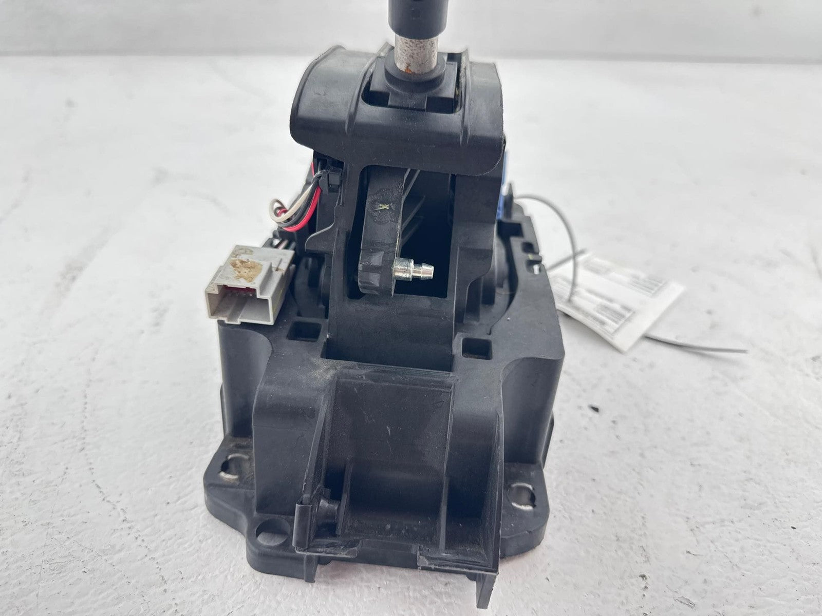 13-16 FORD FUSION At Transmission Floor Gear Shifter OEM GC62A