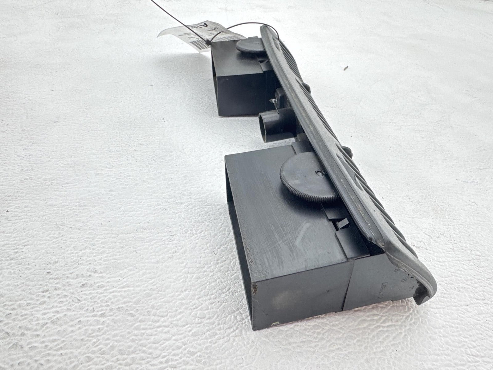 1990-1993 Chevy Corvette Front Right Dash Fresh Air Vent OEM