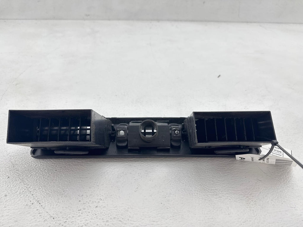 1990-1993 Chevy Corvette Front Right Dash Fresh Air Vent OEM