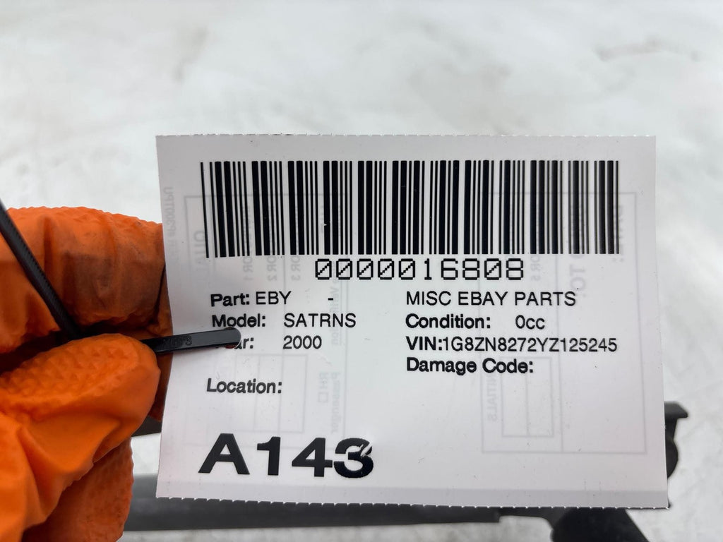 00-02 Saturn SW2 Windshield Wiper Linkage & Motor