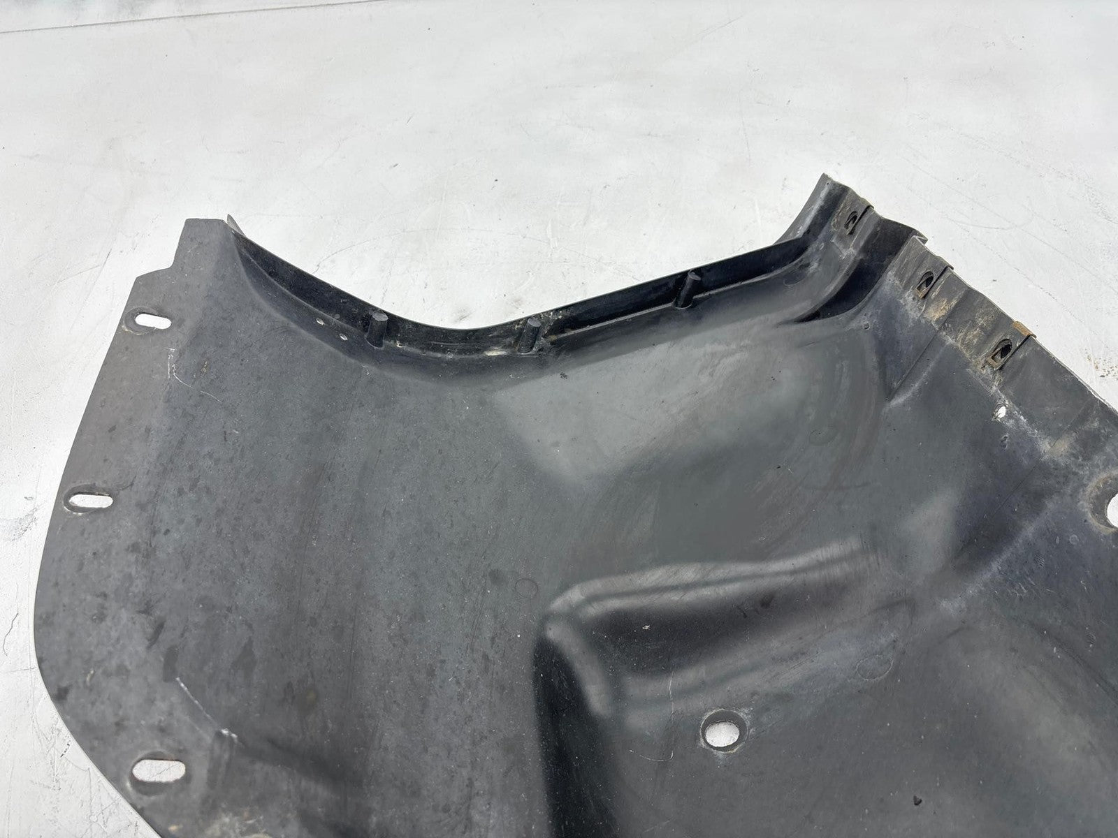 1988-1996 Chevrolet Corvette Front Right Wheelhouse Inner Fender Liner OEM