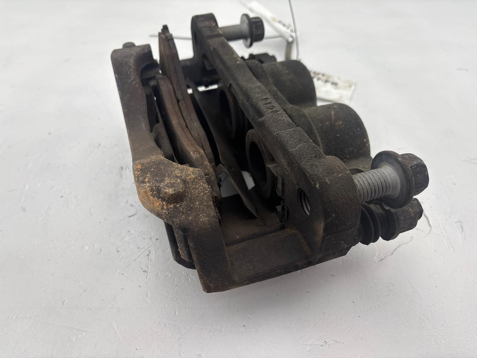 19-20 Dodge Ram 2500 3500 Front Right Brake Caliper Assembly OEM