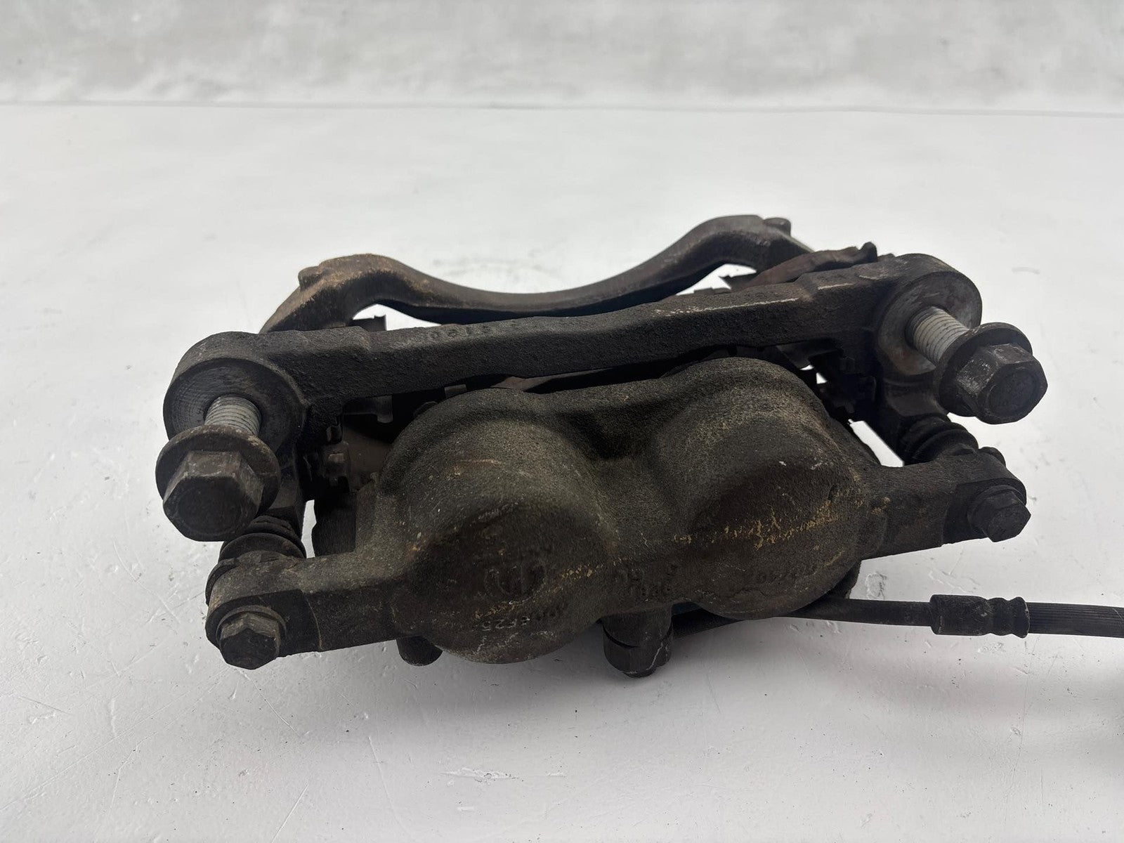 19-20 Dodge Ram 2500 3500 Front Right Brake Caliper Assembly OEM