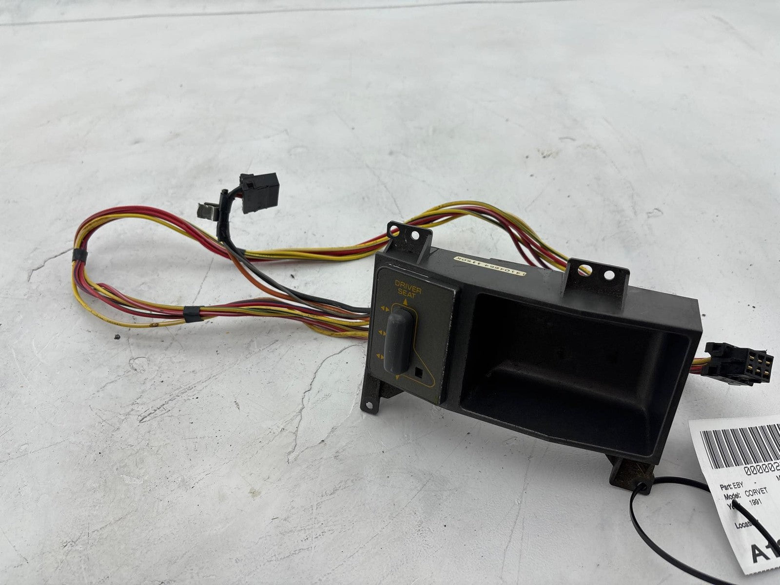 1990-1991 Chevrolet Corvette Front Left Side Power Seat Control Switch OEM