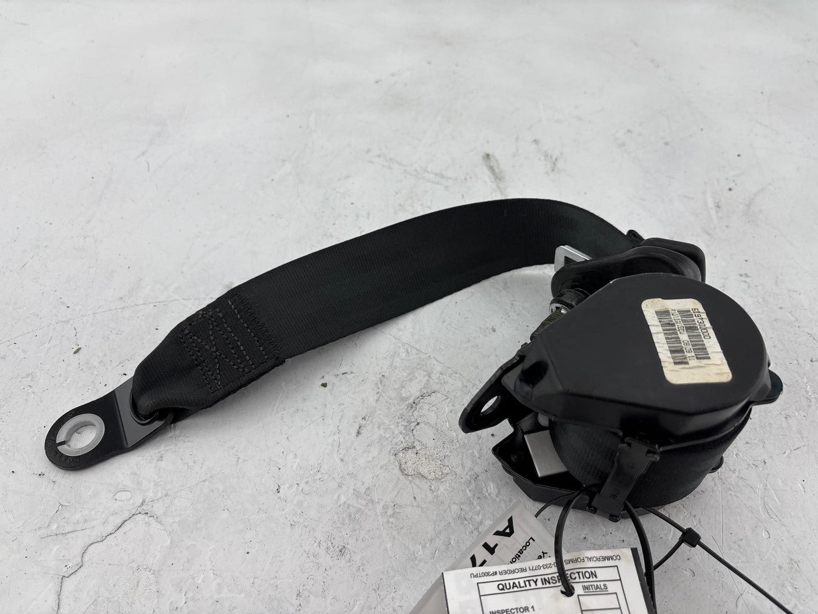 12-19 Fiat 500 Rear Left Seat Belt OEM
