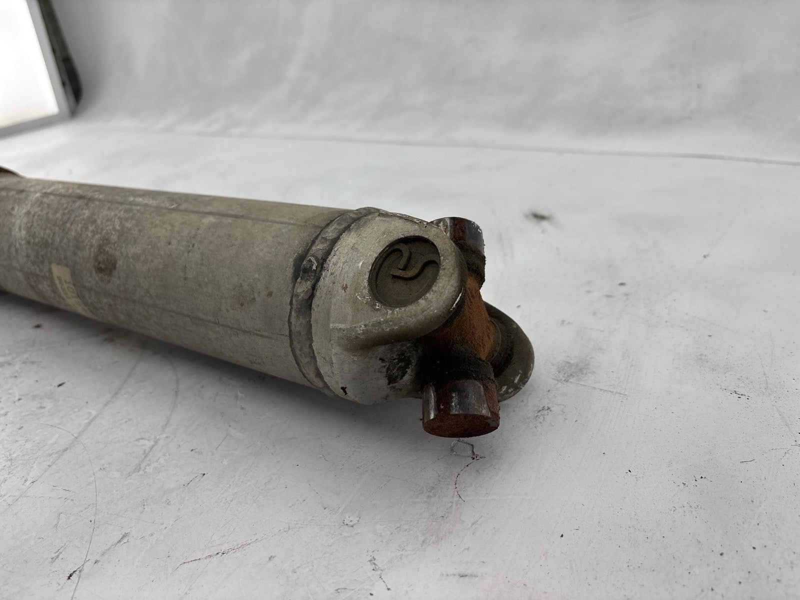 1988-1996 Chevrolet Corvette Rear Inner Axle Shaft Left or Right Side OEM