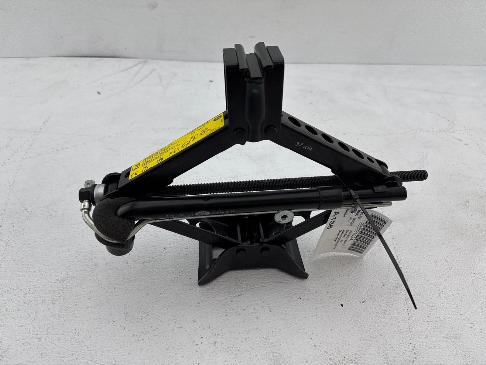 12-19 RANGE ROVER EVOQUE (L538) EMERGENCY SPARE TIRE JACK WRENCH TOOL KIT SET