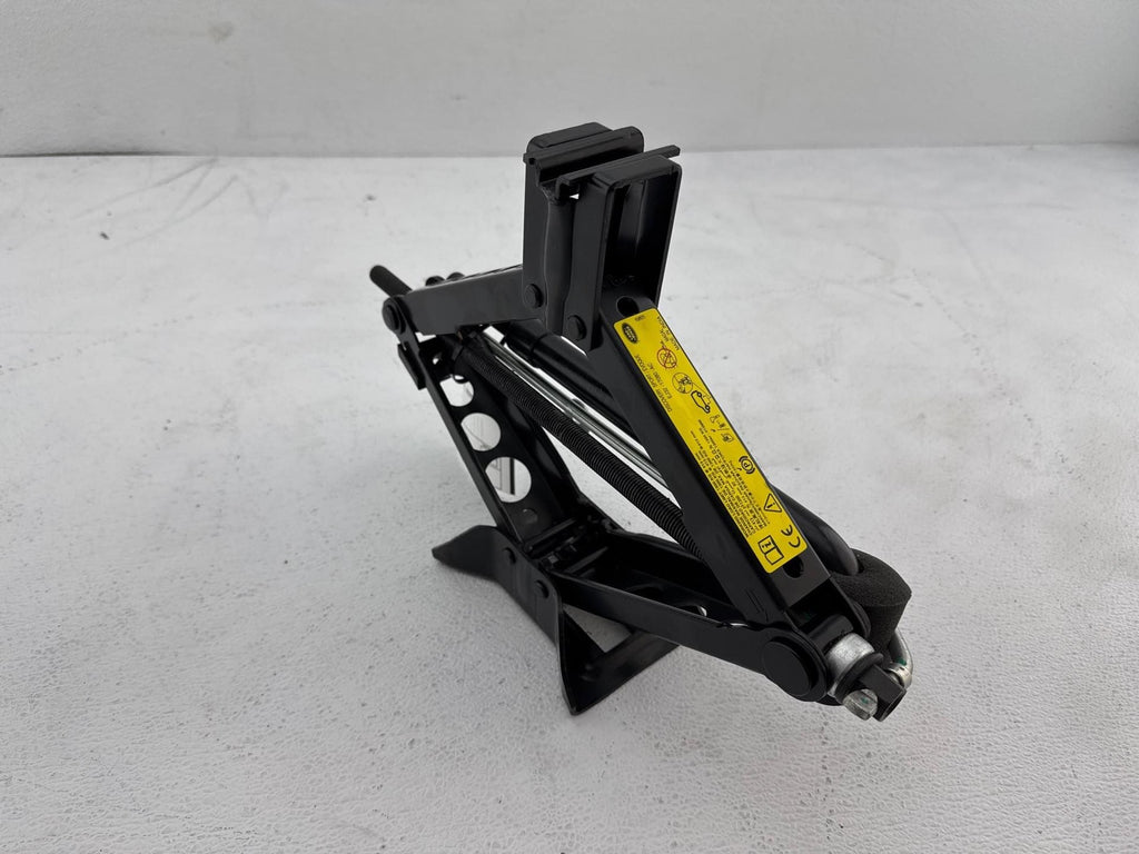 12-19 RANGE ROVER EVOQUE (L538) EMERGENCY SPARE TIRE JACK WRENCH TOOL KIT SET