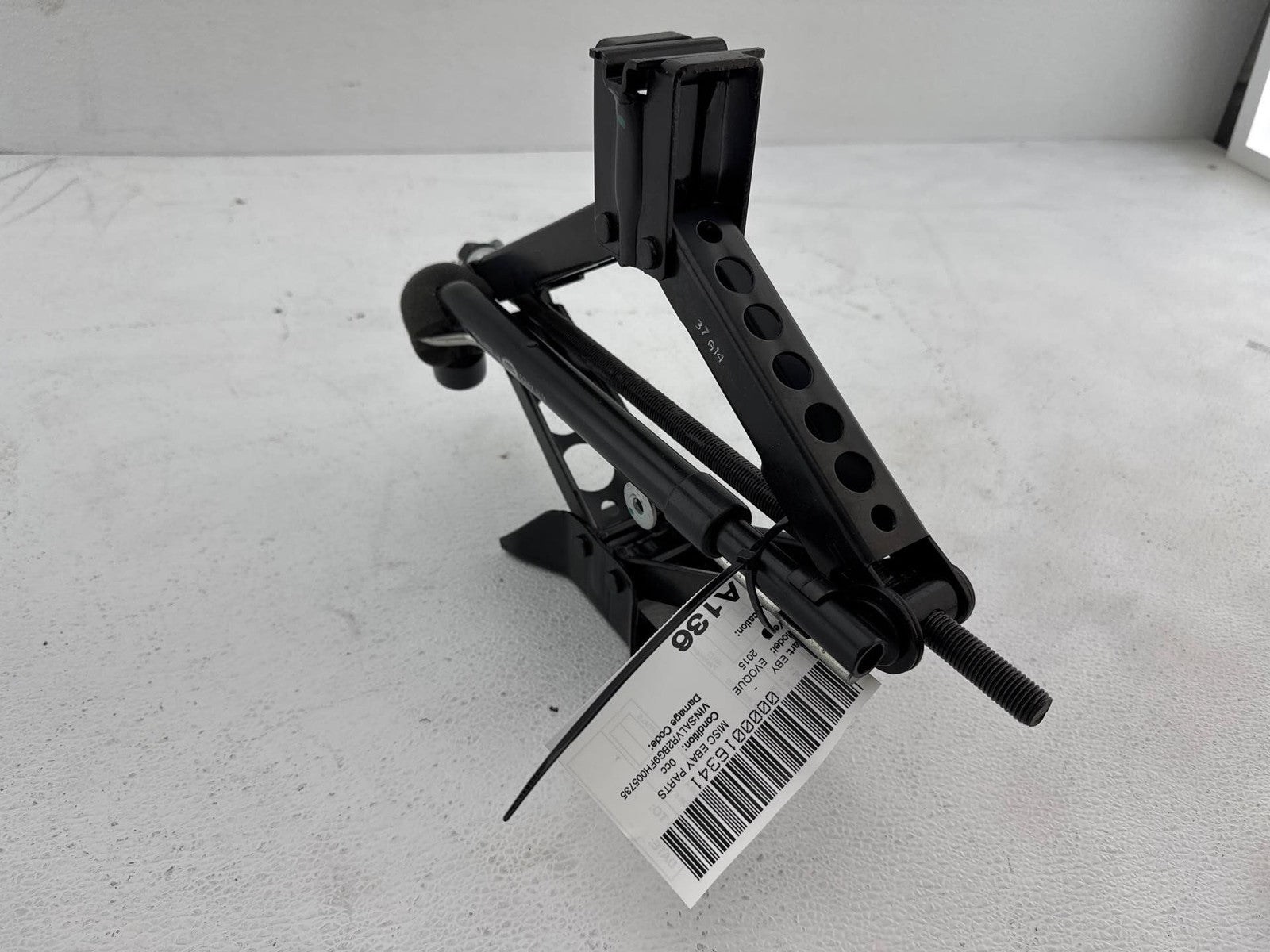 12-19 RANGE ROVER EVOQUE (L538) EMERGENCY SPARE TIRE JACK WRENCH TOOL KIT SET