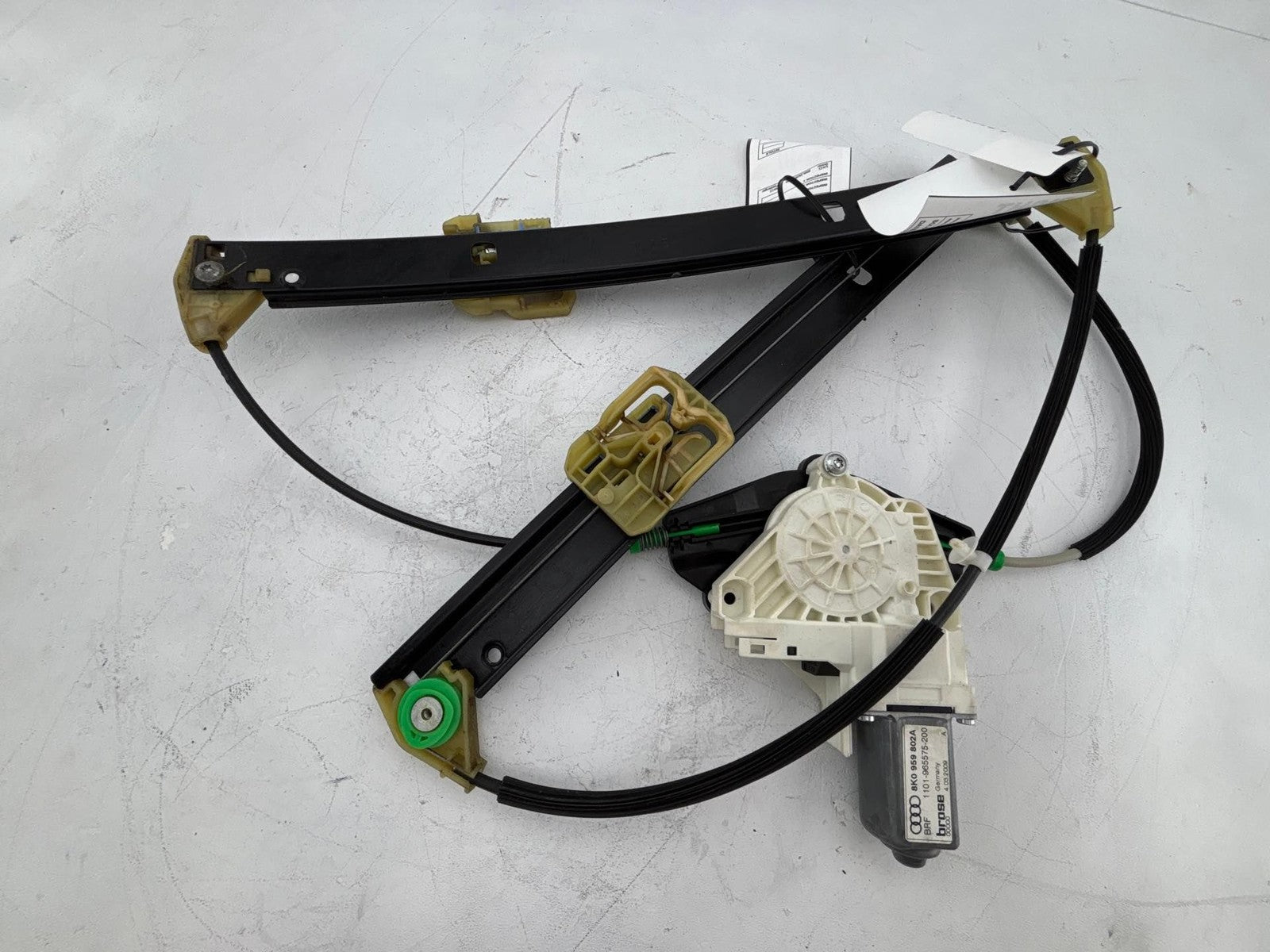 09-11 Audi A4 Front Right Side Door Window Ragulator W/ Motor OEM