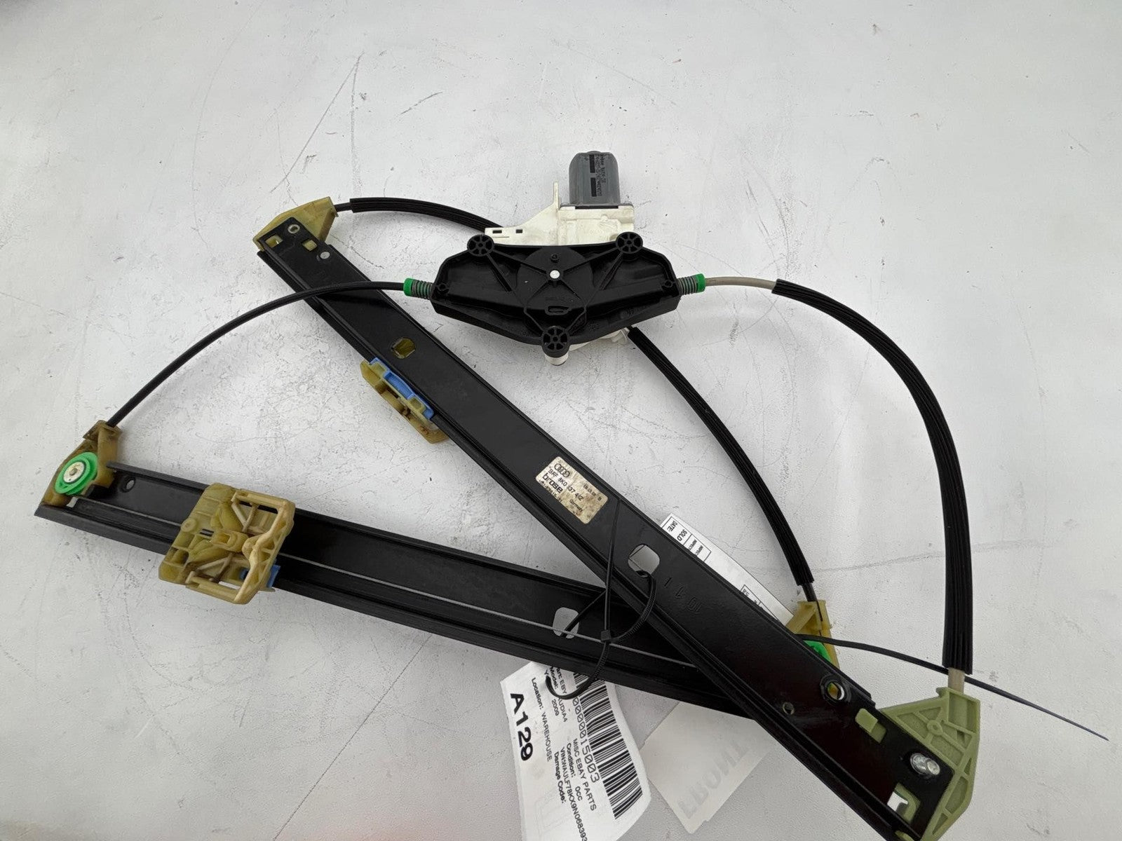 09-11 Audi A4 Front Right Side Door Window Ragulator W/ Motor OEM