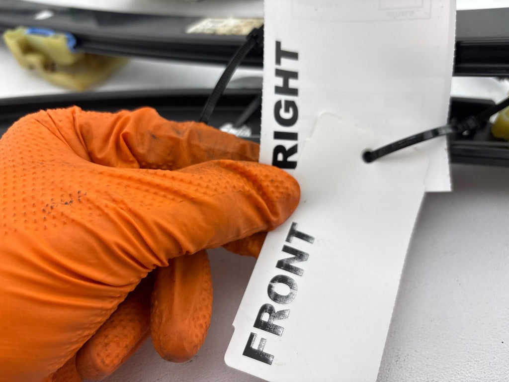 09-11 Audi A4 Front Right Side Door Window Ragulator W/ Motor OEM