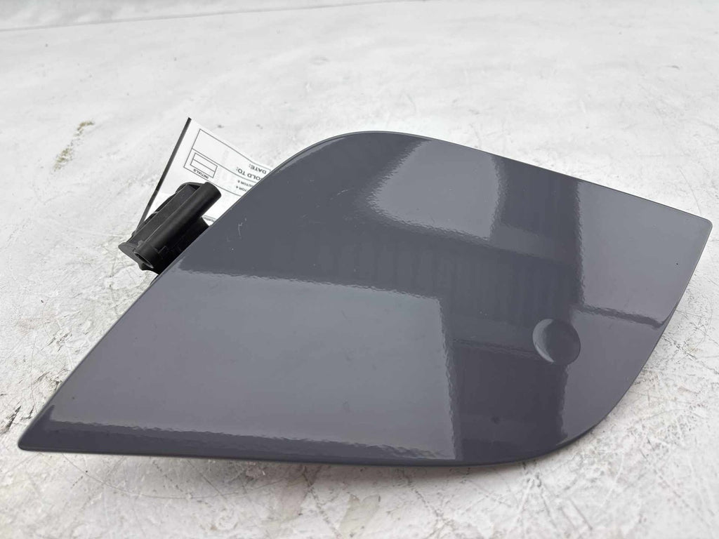17 FORD FOCUS RS Fuel Tank Door OEM STEALTH GRAY
