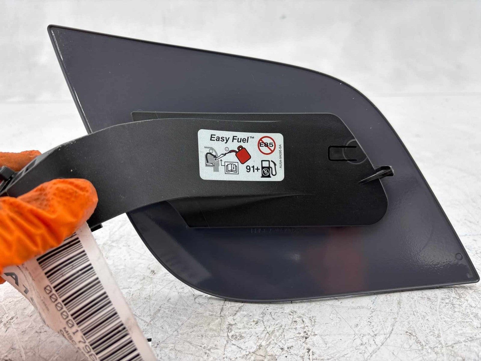 17 FORD FOCUS RS Fuel Tank Door OEM STEALTH GRAY