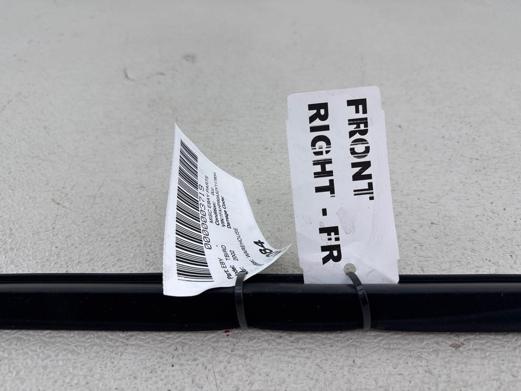 02-05 Ford Thunderbird Front Passenger Right Door Upper Window Seal Strip Oem