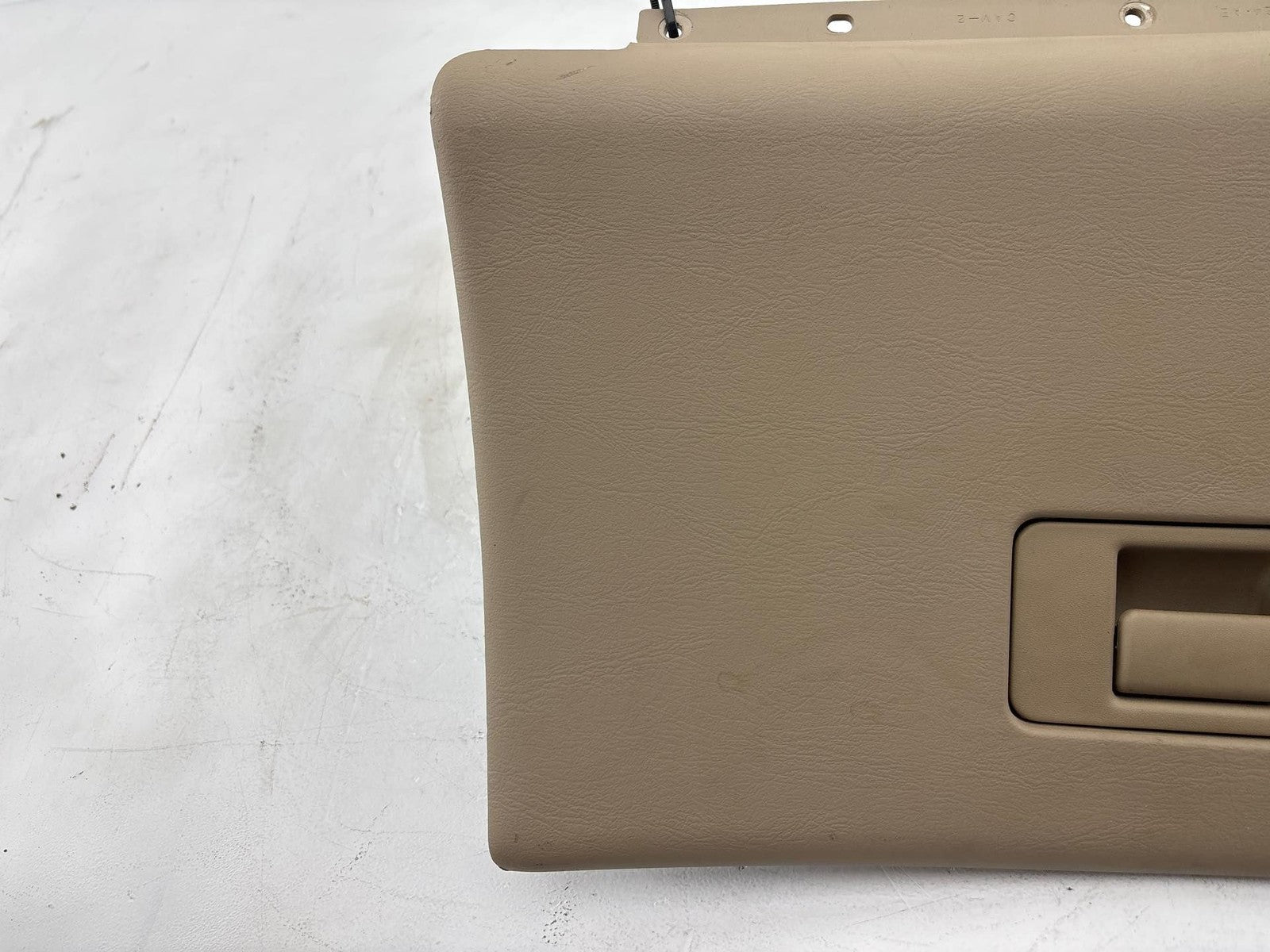 2000-2007 Ford Taurus Dash Glove Box Storage Compartment OEM