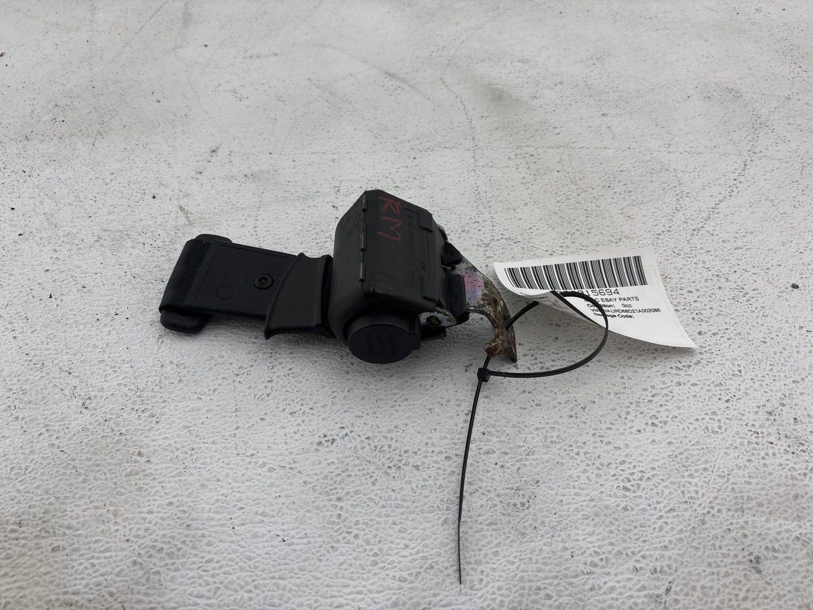 2000-2002 Audi S4 Rear Center Seat Belt OEM