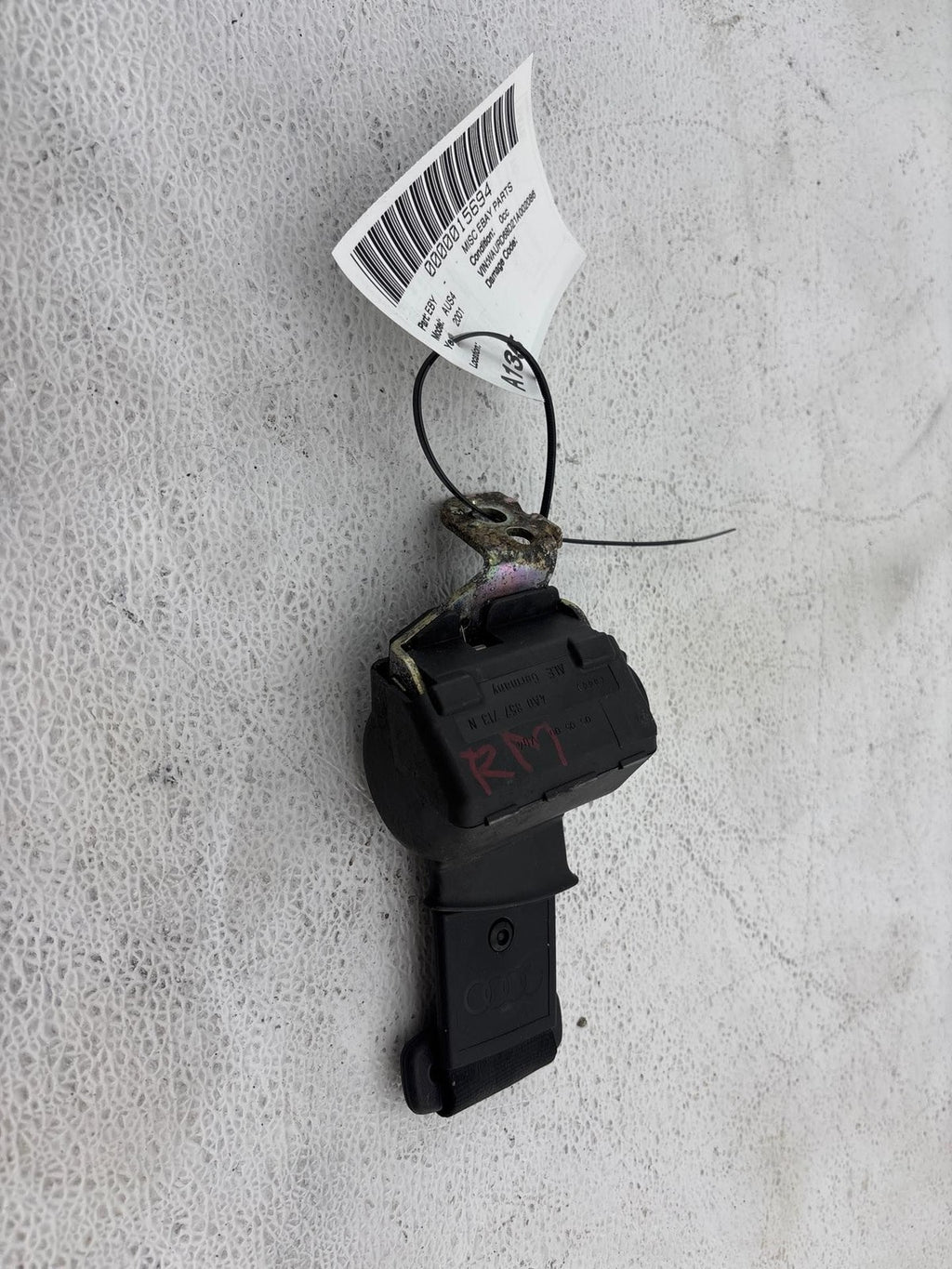 2000-2002 Audi S4 Rear Center Seat Belt OEM