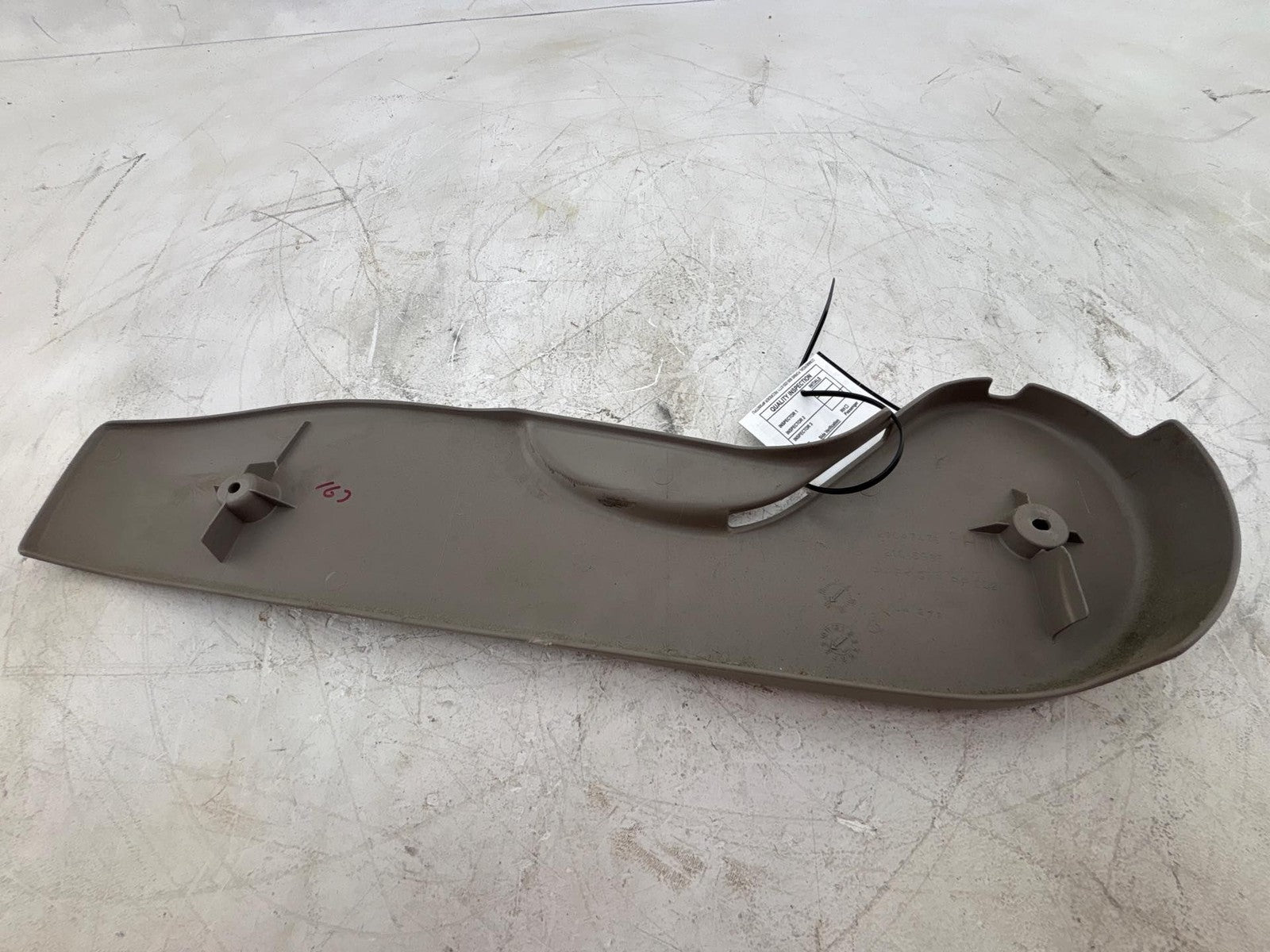 00-02 Saturn SW2 Front Driver Side Seat Switch Outer Trim Cover Panel Right