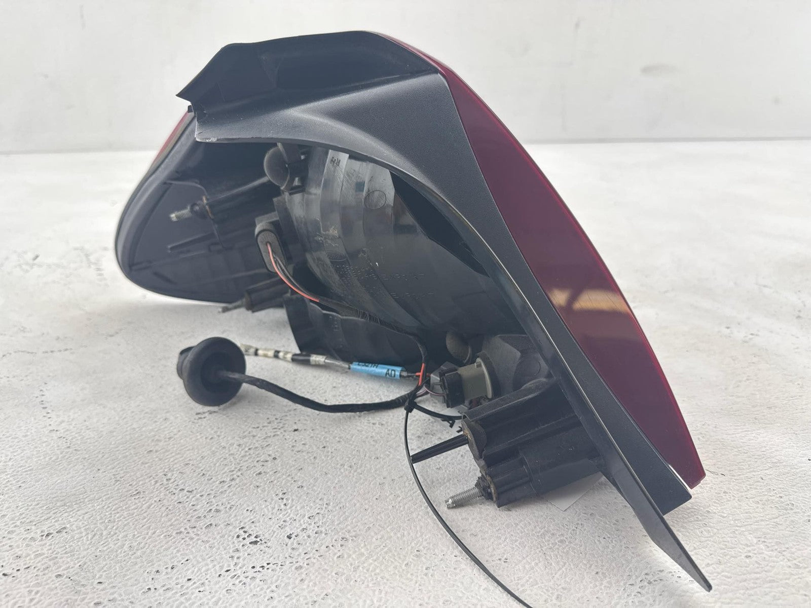 2000-2003 Ford Taurus Rear Right Tail Light Lamp Assembly OEM