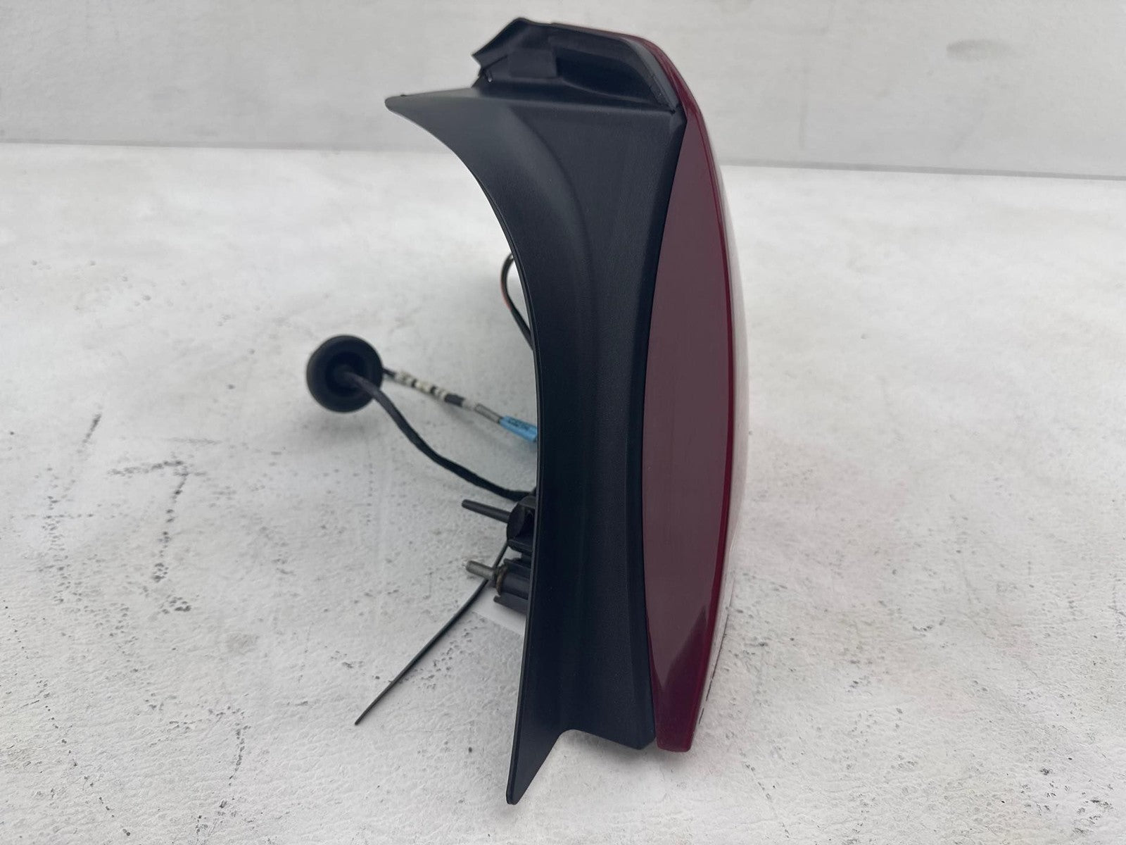 2000-2003 Ford Taurus Rear Right Tail Light Lamp Assembly OEM