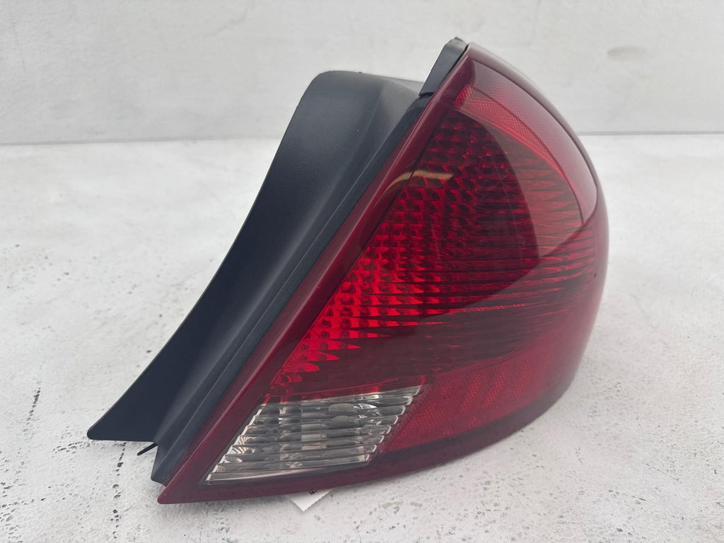 2000-2003 Ford Taurus Rear Right Tail Light Lamp Assembly OEM