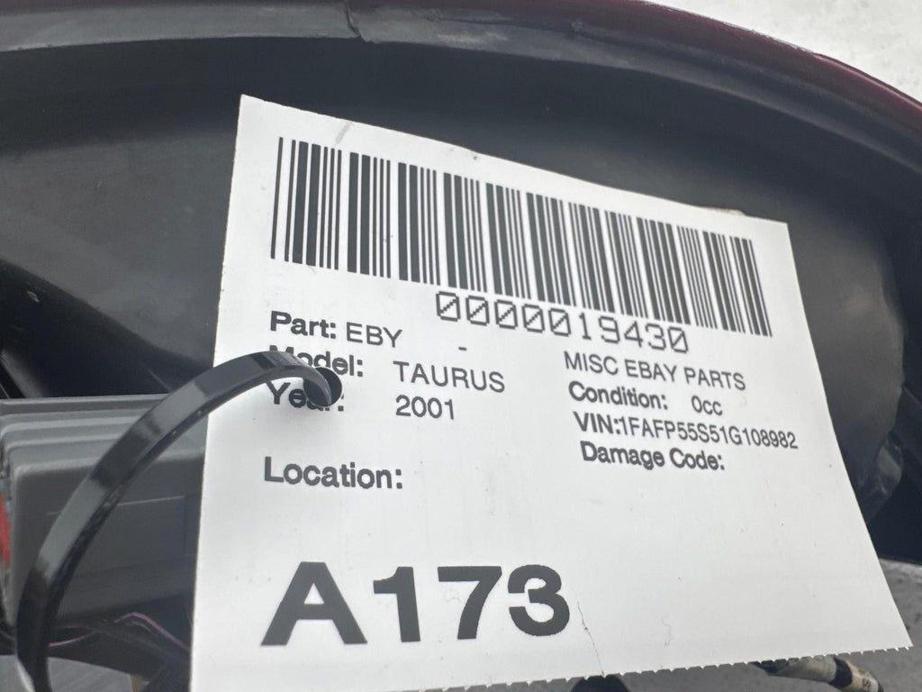 2000-2003 Ford Taurus Rear Right Tail Light Lamp Assembly OEM