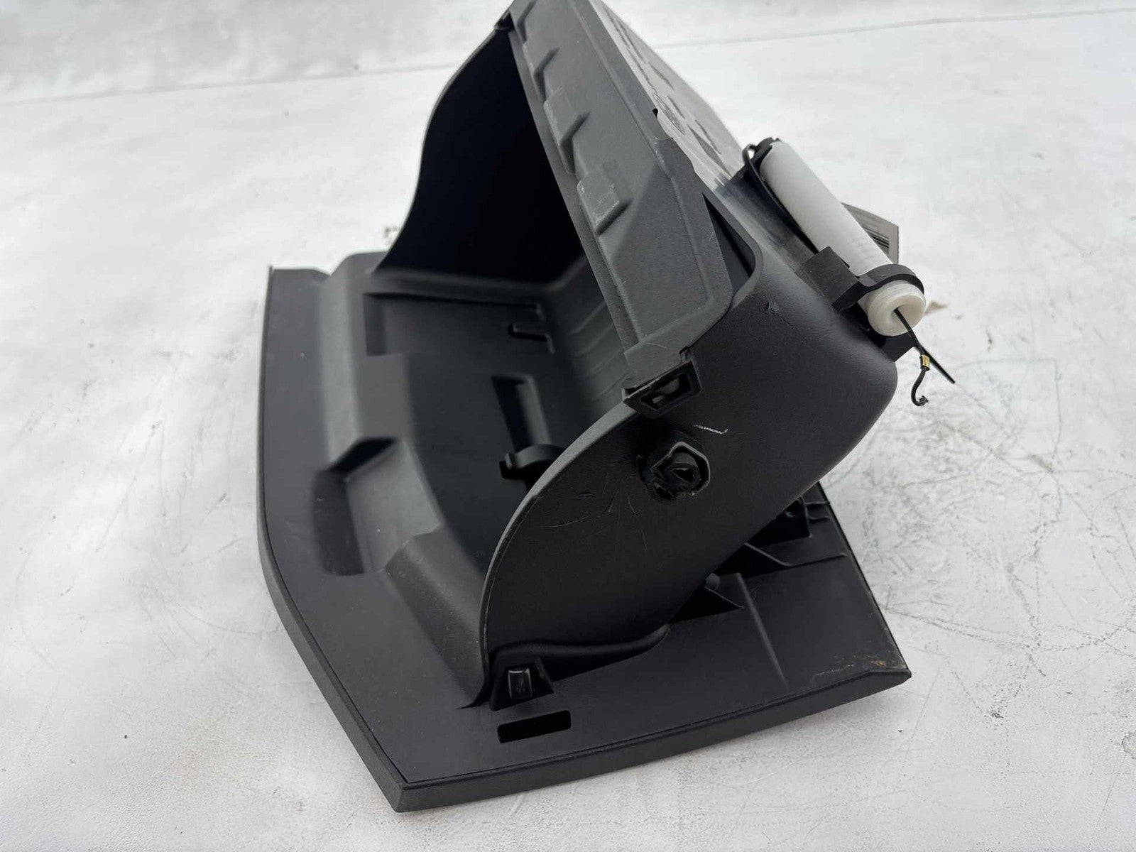 16-18 Ford Focus RS Dash Glove Box Storage Compartment OEM