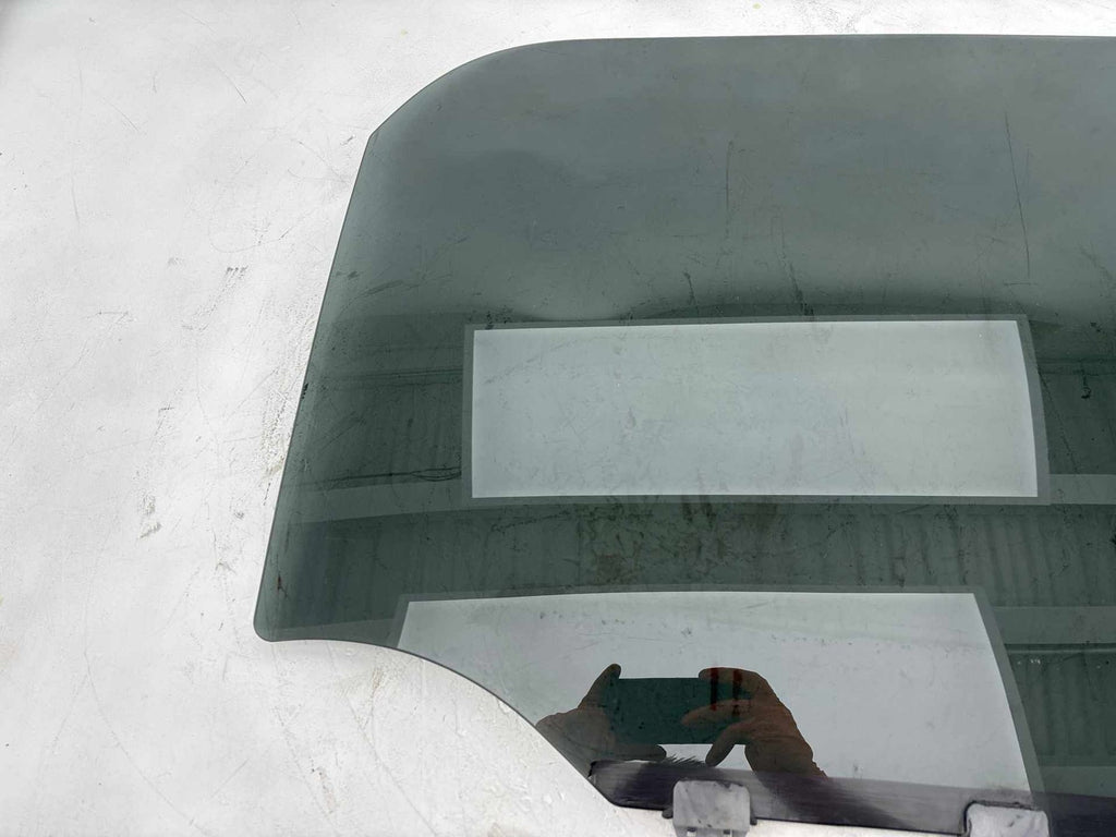 07-17 Gmc Acadia GMC Rear Right Passenger Side Door Window Glass OEM