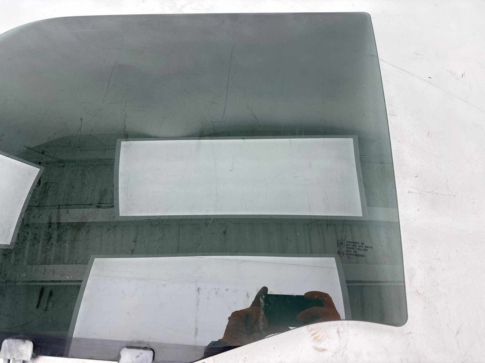 07-17 Gmc Acadia GMC Rear Right Passenger Side Door Window Glass OEM