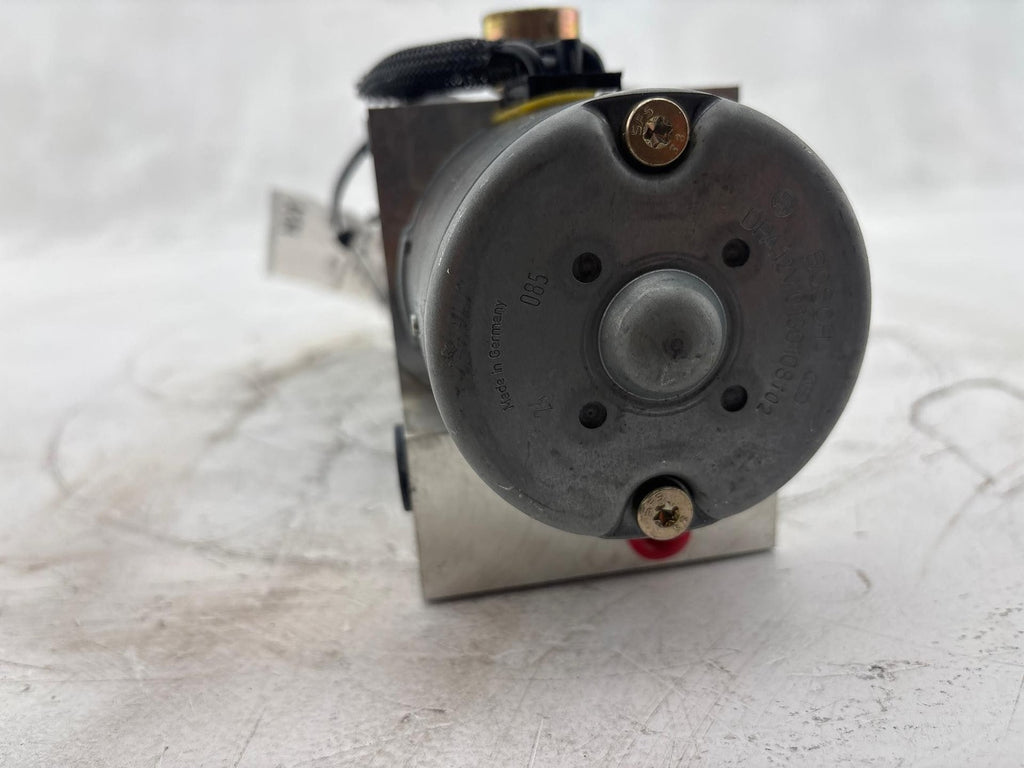 19997-2000 Porsche Boxster ABS Anti Lock Brake Pump Module OEM