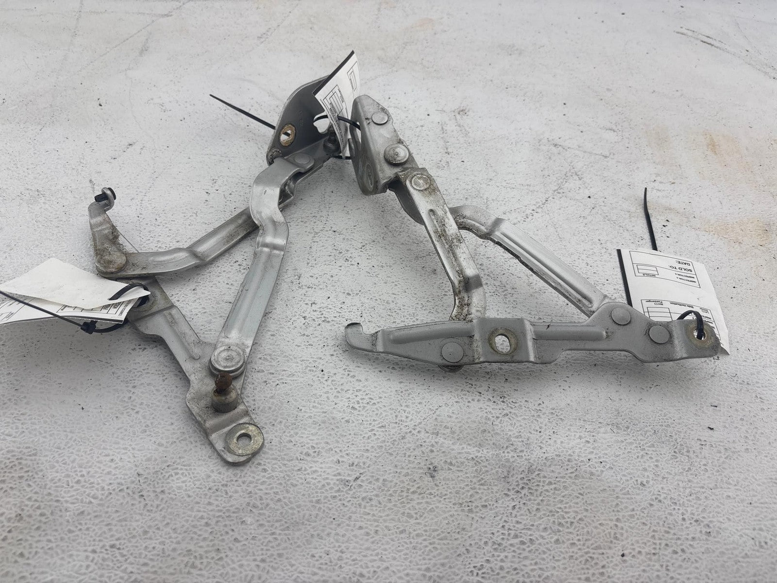 2000-2002 Audi S4 Rear Left & Right Lid Hinge OEM