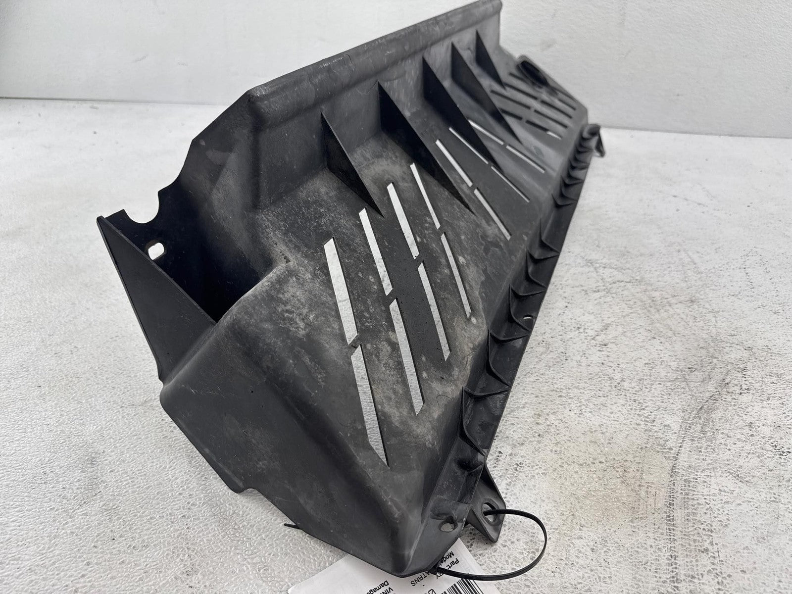 00-02 Saturn S SW2 ShieldEngine Coolant Module