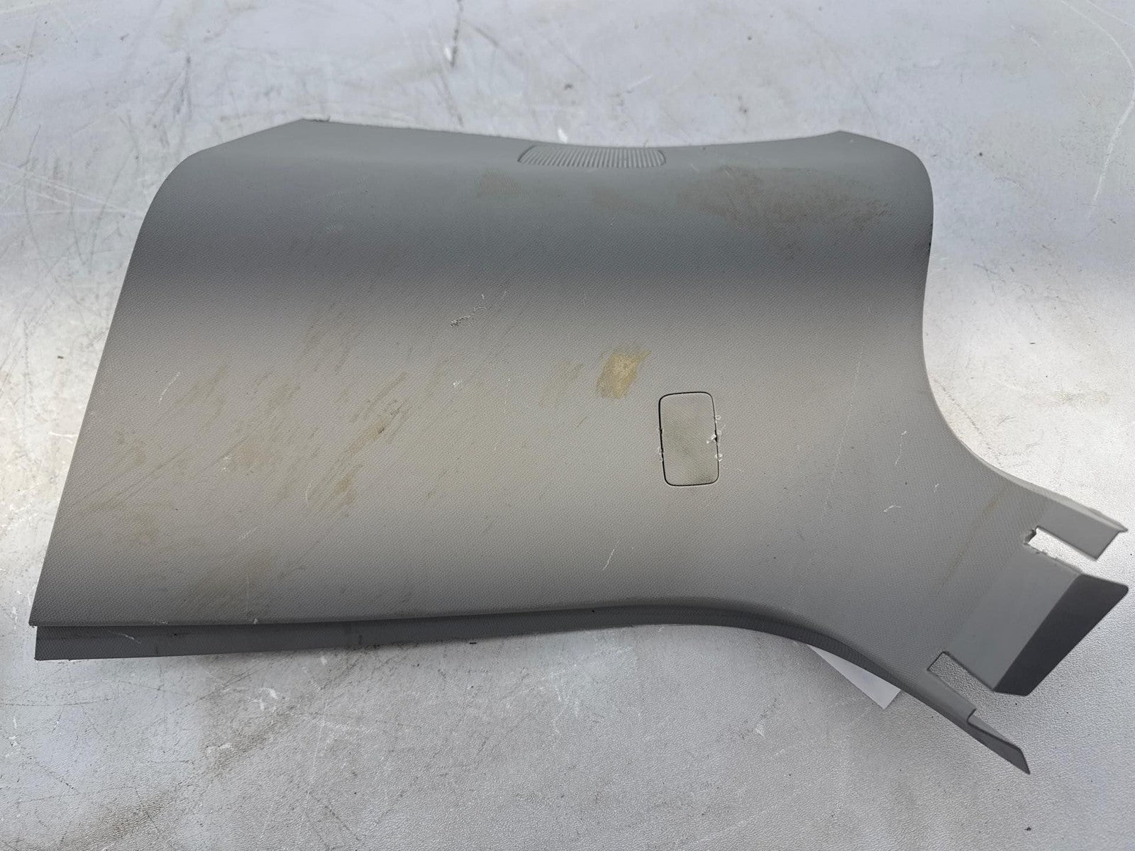 15-20 GMC Yukon XL Right Interior C-Pillar Upper Trim Right OEM 22897822