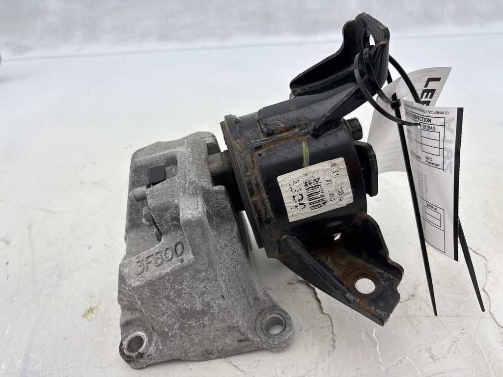 16-20 Kia Sorento 2.4L FWD Left Transmission Mount Bracket Assembly OEM