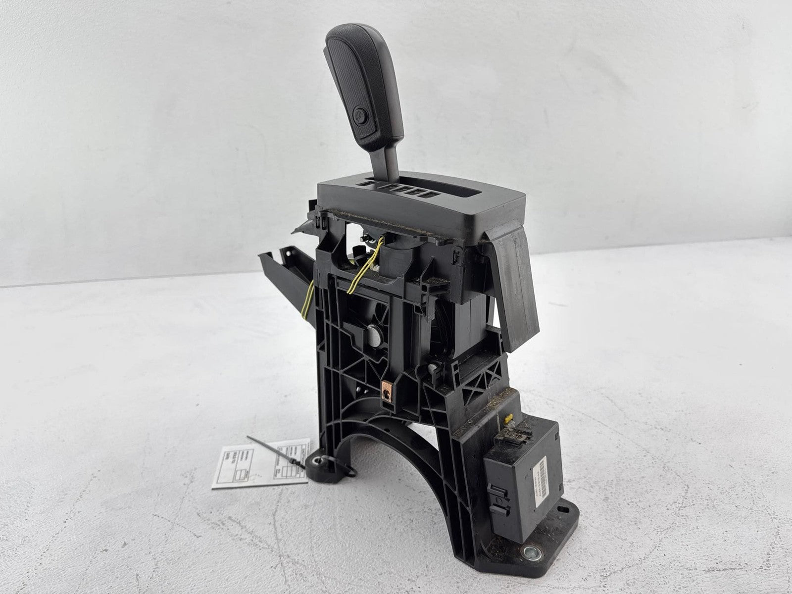 09-10 Ford Escape Transmission Shift Lever w/ Control Module OEM