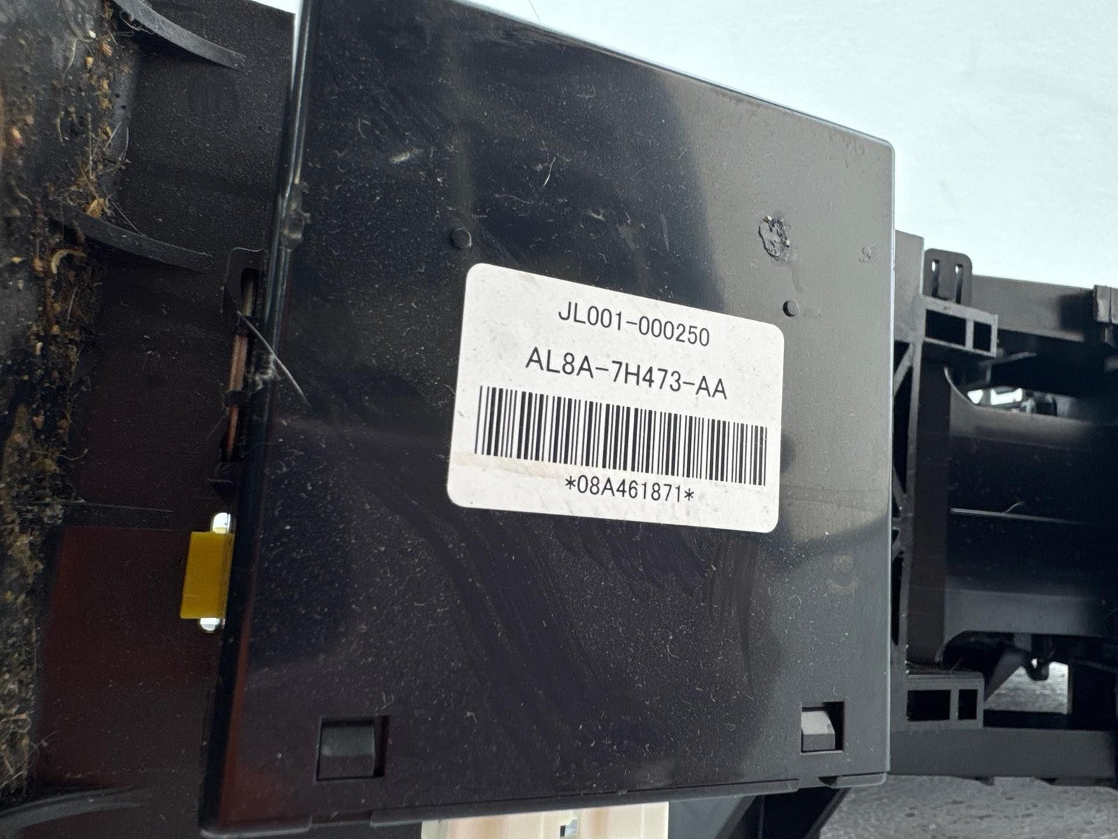 09-10 Ford Escape Transmission Shift Lever w/ Control Module OEM