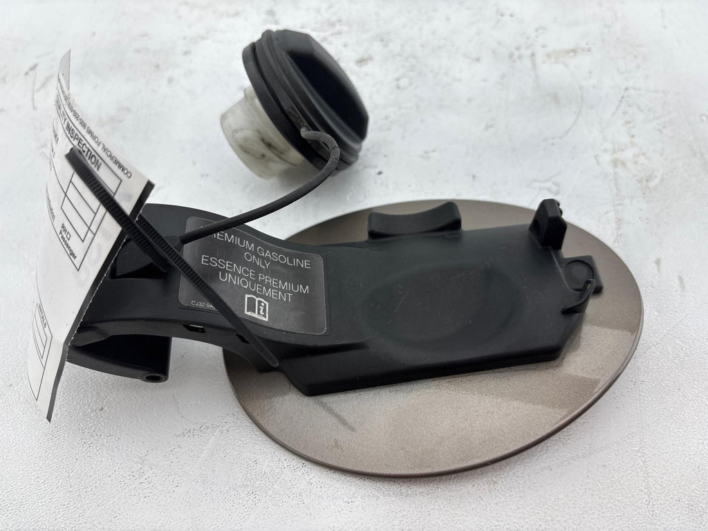 12-19 Rang Rover Evoque Fuel Filler Door Grey Metalic OEM